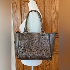 Shyanne Western Purse Tooled Look Floral Cutout Glitter